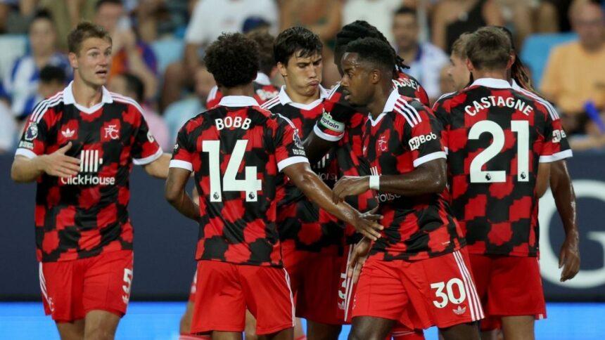 El Fulham evita penaltis con el Málaga por cláusula y vuelo perdido