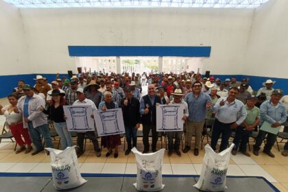 entrega de fertilizante impulsa productividad agricola en romita Entrega de fertilizante impulsa productividad agrícola en Romita