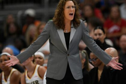 Entrenadora de WNBA defiende a su jugadora tras agresión rival