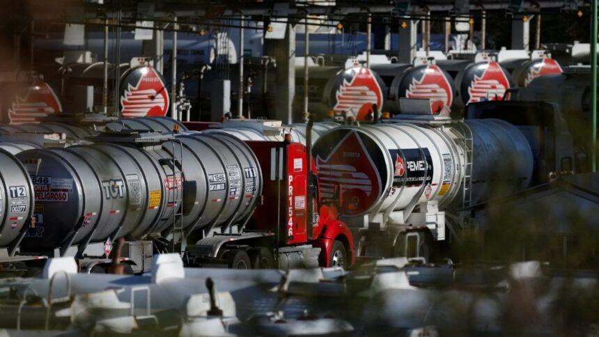 Explosión en tanque de hidrocarburos afecta instalaciones de Pemex en Chiapas