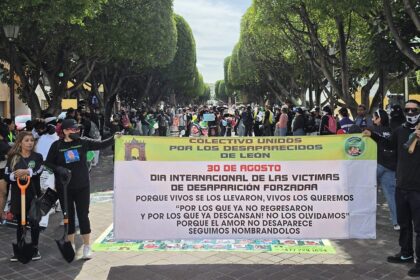 familias de desaparecidos marchan en leon y exigen justicia y Familias de desaparecidos marchan en León y exigen justicia y búsquedas efectivas