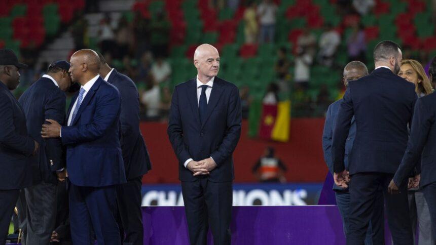 Federación escocesa retira otro voto a Gianni Infantino al frente de FIFA