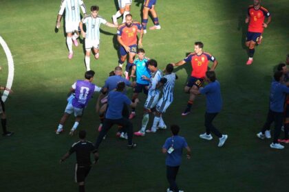 FIFA aprueba que sancionados argentinos tras trifulca final cumplan castigos en amistosos