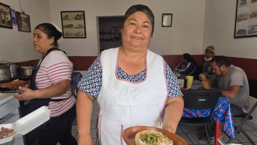Fonda de Doña Rafaela sobrevive más de 20 años en Obregón
