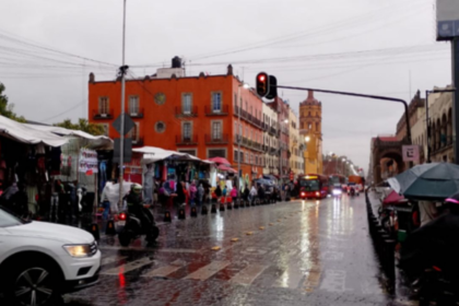 Fuertes lluvias impactan a 10 alcaldías; activan alertas amarilla y naranja en CDMX