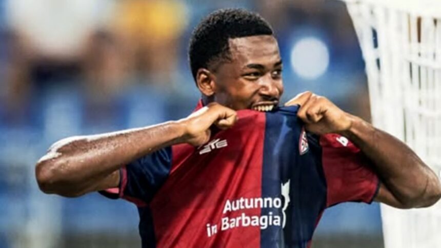 Futbolista de Serie A casi se ahoga en piscina; está grave en hospital