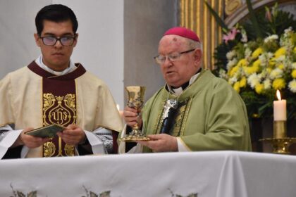 Gallardo Martín del Campo conmemora 25 años como obispo en Irapuato