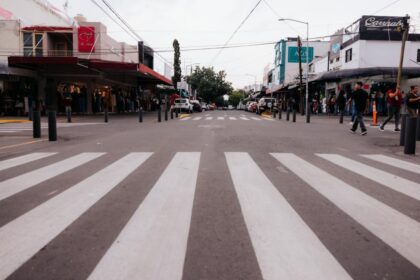 GDL entrega calles rehabilitadas en la Zona del Vestir de Medrano