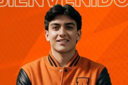 Gil Mora se inscribe en universidad para estudiar administración de empresas