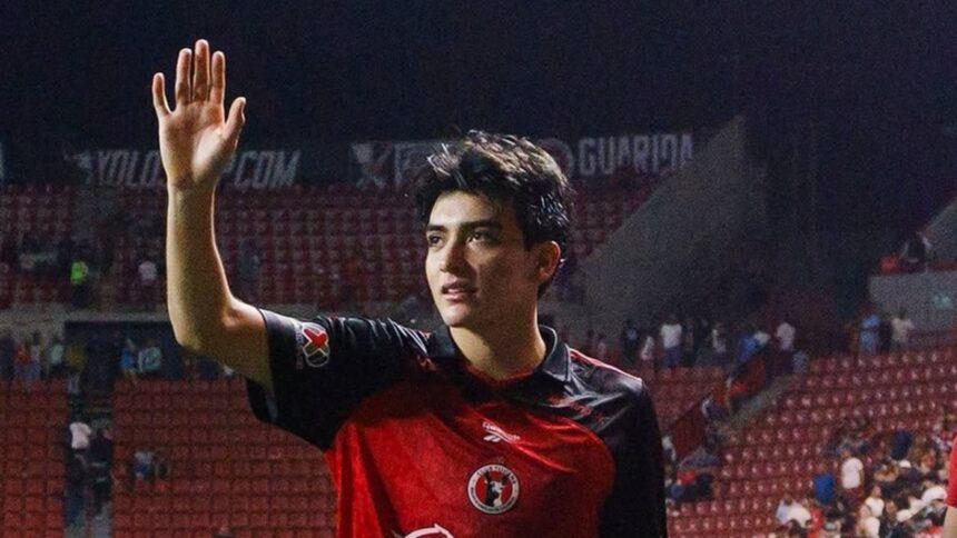 Gilberto Mora se inspiró en Raúl Jiménez para los penaltis del Tri