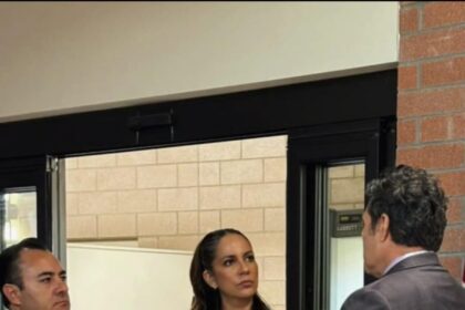 Gobernadora Libia Dennise visita Centro de Inteligencia de El Paso Texas