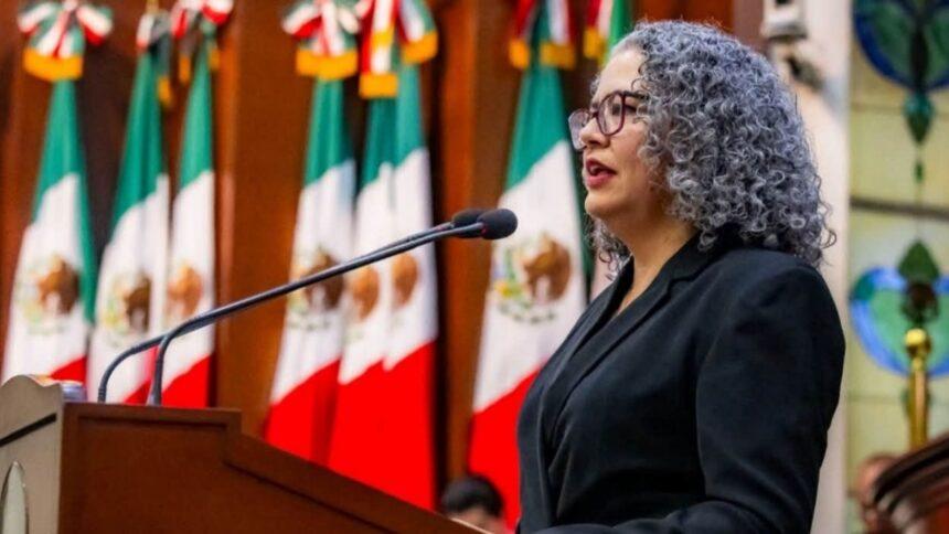 Graciela Domínguez encabeza primera reunión con gabinete como gobernadora interina de Sinaloa