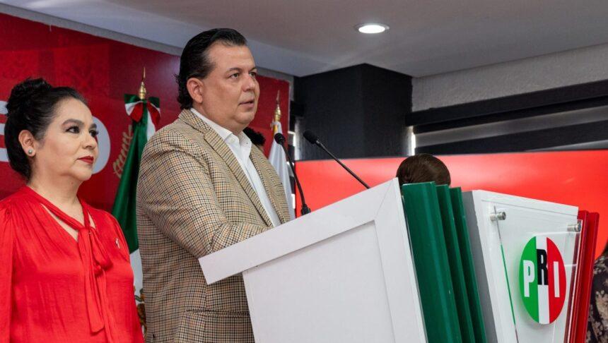 Grecia Quiroz recibe cortesía gubernamental durante visita a Morelia