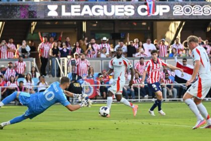 grito homofobico en leagues cup durante chivas vs fc dallas Grito homofóbico en Leagues Cup durante Chivas vs FC Dallas activa protocolo