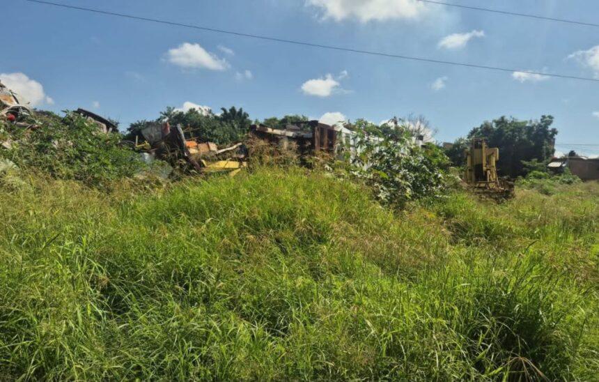 Hallan muerto a un hombre con lesiones en El Salto