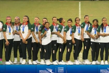 Himno Nacional interrumpido tras el oro del Tri Femenil en Centroamericanos