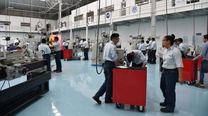 IECA fortalece talento guanajuatense ante nuevas inversiones tecnológicas