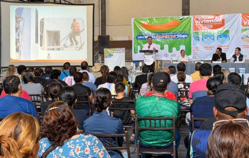 IJALVI otorga 252 apoyos para vivienda en Tala, Jalisco
