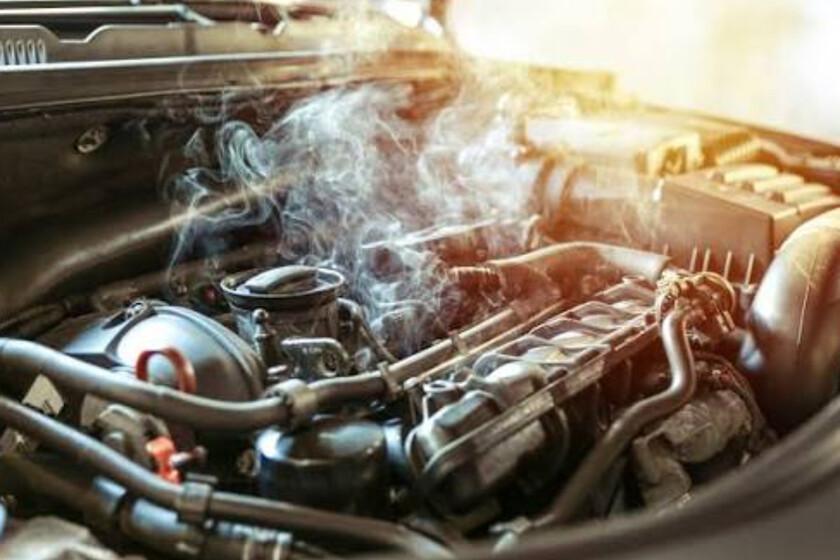 Impacto del calor en el rendimiento de baterías automotrices según mecánicos