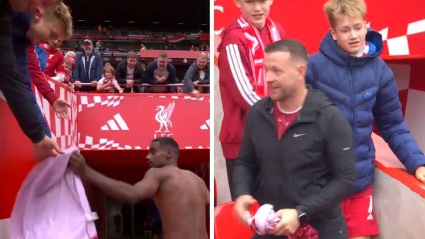 Indignación: aficionado arrebata a un niño la camiseta regalada por Alexander Isak