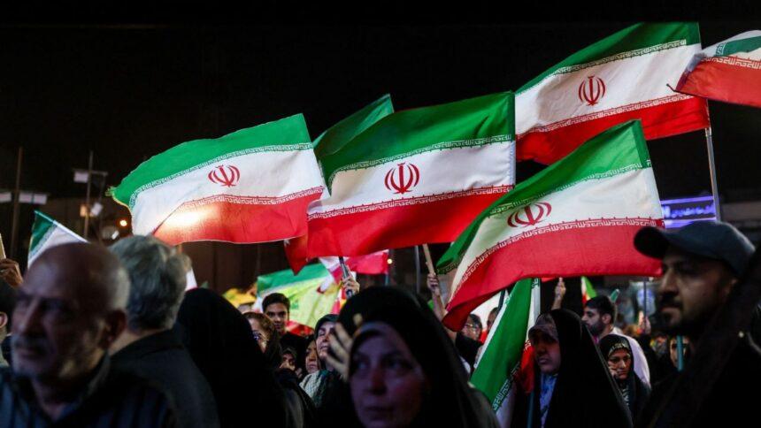 Irán califica de infundadas acusaciones de Emiratos sobre presunto ataque balístico