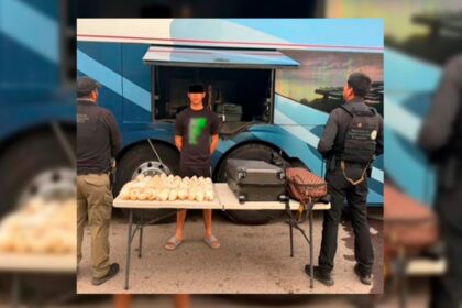 Joven captura con 14 kilos de cristal en autobús durante inspección en Sinaloa