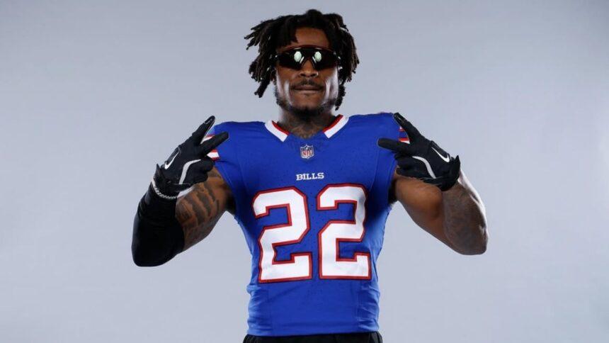 Jugador de Buffalo Bills ayuda a colega a saldar deuda estudiantil