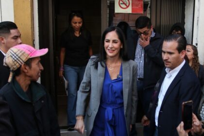 Lía Limón recorre Álvaro Obregón y suena para alcaldía