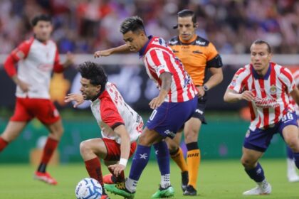 ‘Loco’ Abreu atiza a Chivas: “Utilizamos más mexicanos-mexicanos que ellos”