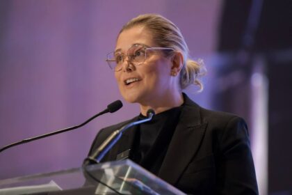 Maru Campos rechaza propuesta federal que beneficiaría al gobierno en críticas