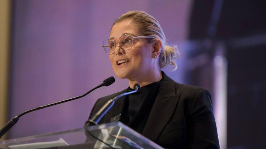 Maru Campos rechaza propuesta federal que beneficiaría al gobierno en críticas