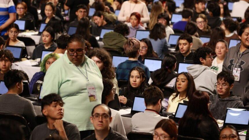 Más de 4 mil aspirantes acuden al primer examen de admisión UNAM