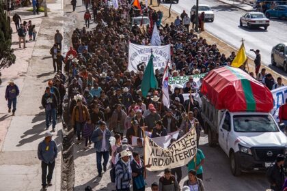 Más de cinco mil indígenas marchan en Chiapas por defensa de su territorio