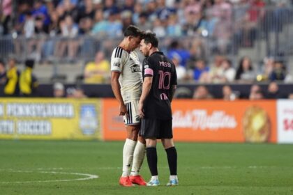 Messi propina zape a rival del Philadelphia Union y lo encara