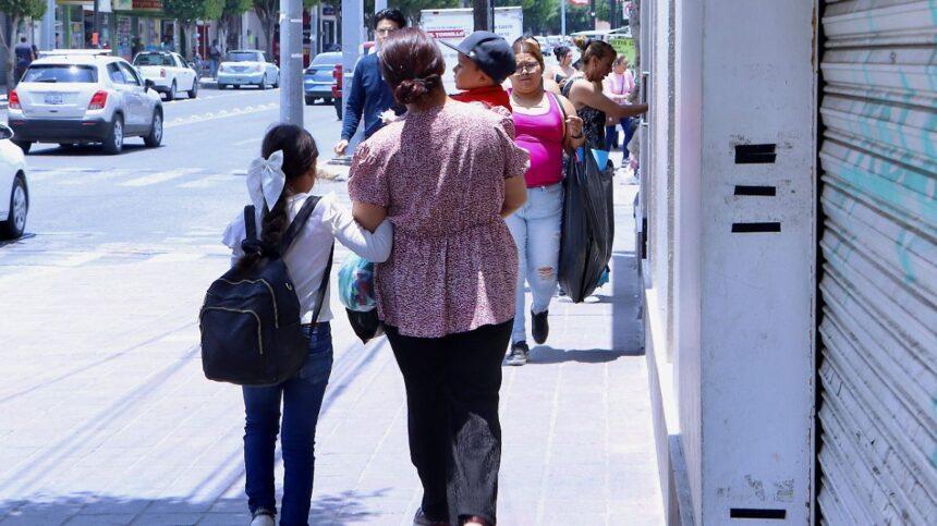 Miedo frena a mujeres para exigir pensión alimenticia bajo la Ley Sabina