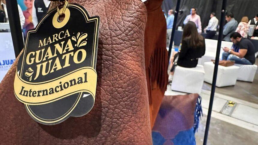 MiPymes guanajuatenses reciben distintivo para conquistar mercados internacionales