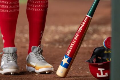 MLB suspende a prospecto dominicano por falsear edad, identidad, muerte y lápida
