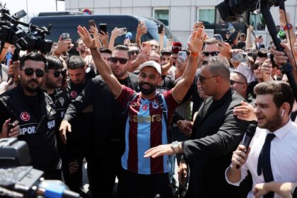 mohamed salah se une al trabzonspor por 20 millones anuales Mohamed Salah se une al Trabzonspor por 20 millones anuales
