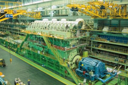 Motor industrial consume 14 toneladas de diésel por hora con mayor eficiencia