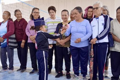 Niñas, niños y personas adultas mayores fortalecen vínculos comunitarios en Yuriria