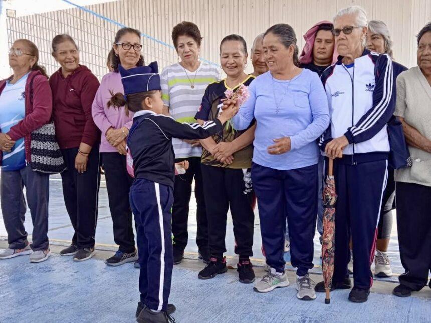 Niñas, niños y personas adultas mayores fortalecen vínculos comunitarios en Yuriria