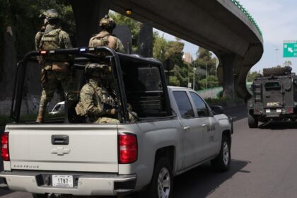 Nueve detenidos en investigación de red de "huachicol" fiscal contra exgobernador Ruffo Appel