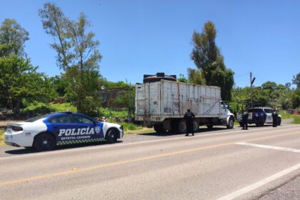 PEC asegura 10 mil litros de hidrocarburo en Pénjamo