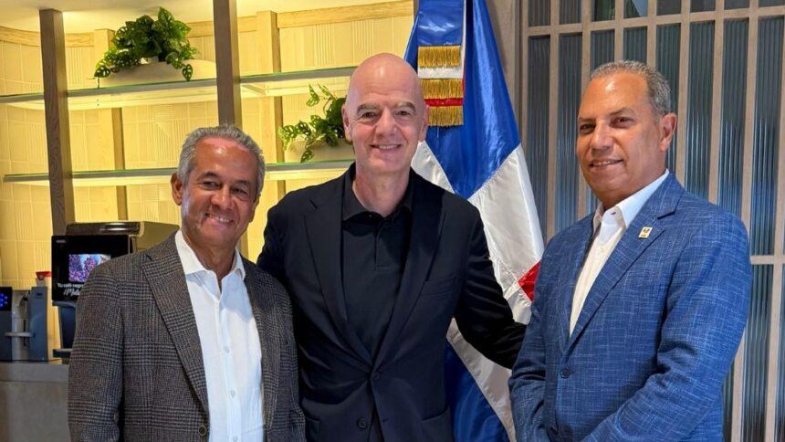 presidente de concacaf pide a infantino evitar torneo juvenil durante Presidente de Concacaf pide a Infantino evitar torneo juvenil durante visita dominicana