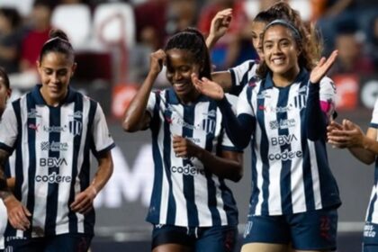 rayadas festejan burlandose de entrenadora tras comentario sobre alto nivel Rayadas festejan burlándose de entrenadora tras comentario sobre alto nivel