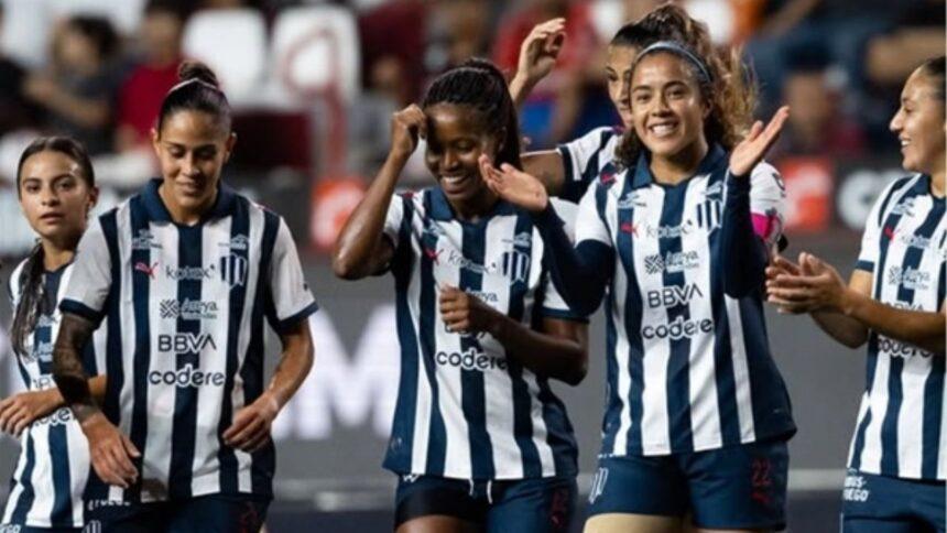 Rayadas festejan burlándose de entrenadora tras comentario sobre alto nivel