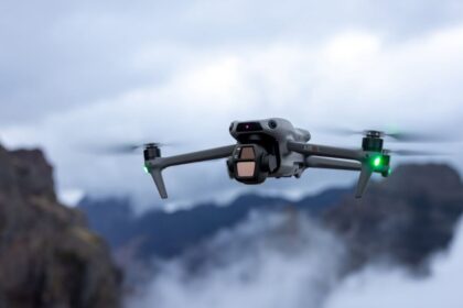 Roban más de 300 drones y accesorios a empresa china en AIFA