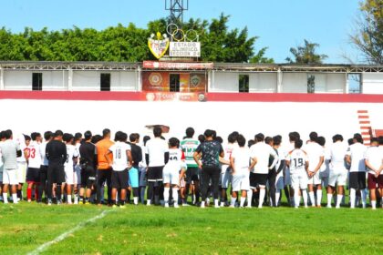 salamanca mas de 250 futbolistas participan en visorias de real Salamanca: Más de 250 futbolistas participan en visorías de Real Refineros