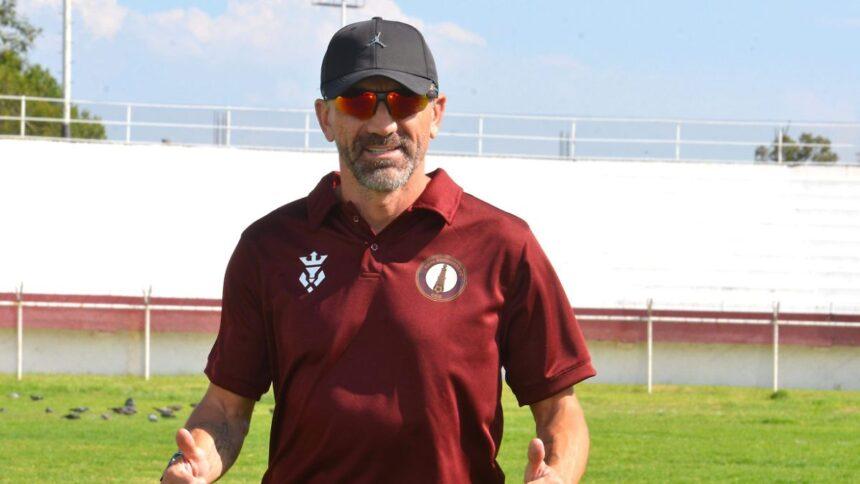 salamanca real refineros fc apuesta por talento local en liga Salamanca: Real Refineros FC apuesta por talento local en Liga Premier