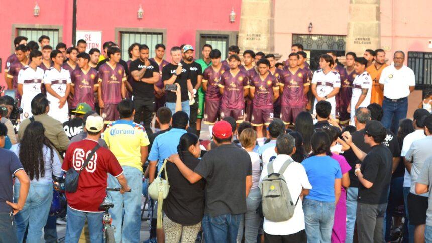 Salamanca: Real Refineros presenta plantel para Liga Premier